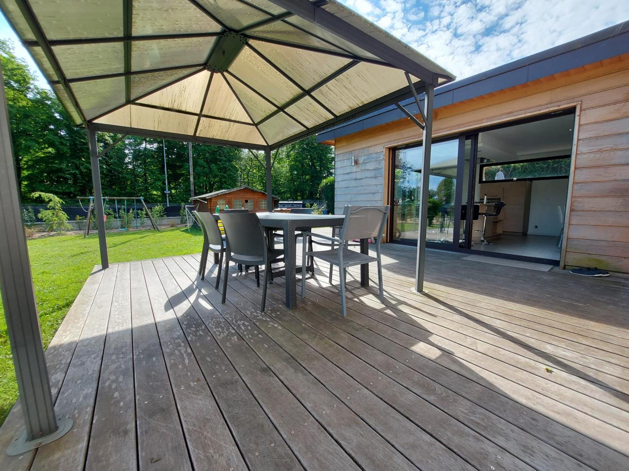 A 200 Metres Du D'annecy, Spacieux 3 Avec Terrasse Et Jardin Apartamento